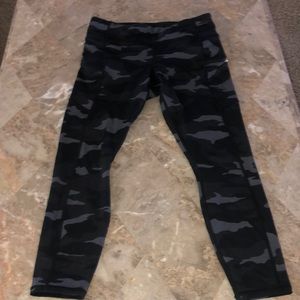 Athleta Camo Workout Pant
